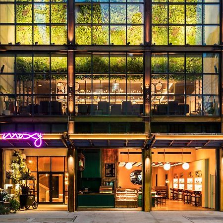 Moxy Nyc Chelsea Hotel New York Ngoại thất bức ảnh