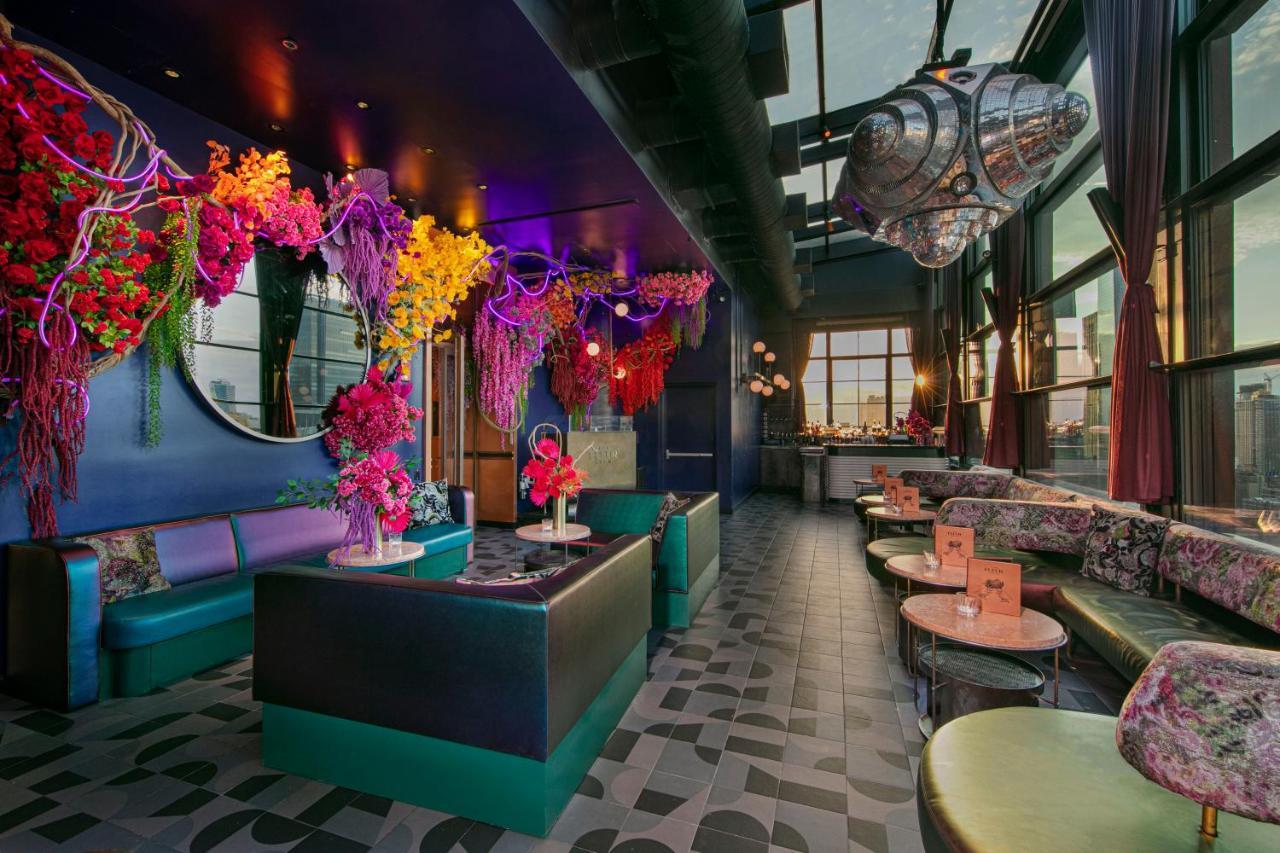 Moxy Nyc Chelsea Hotel New York Ngoại thất bức ảnh