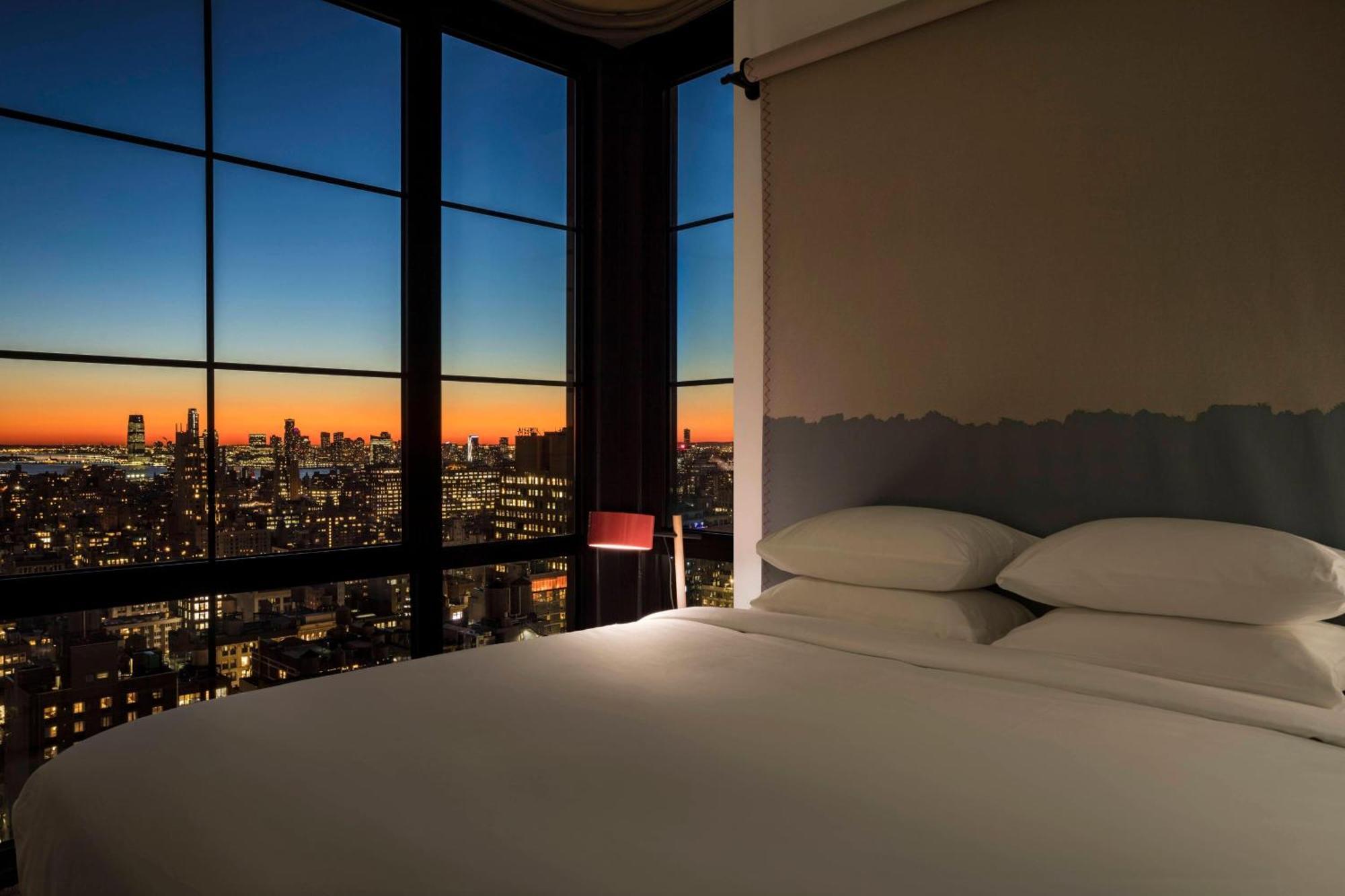 Moxy Nyc Chelsea Hotel New York Ngoại thất bức ảnh