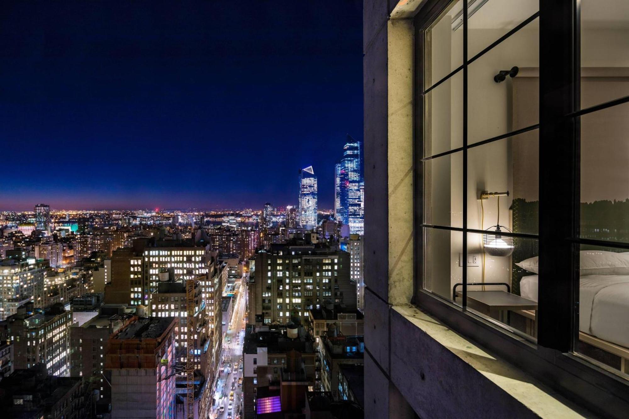 Moxy Nyc Chelsea Hotel New York Ngoại thất bức ảnh
