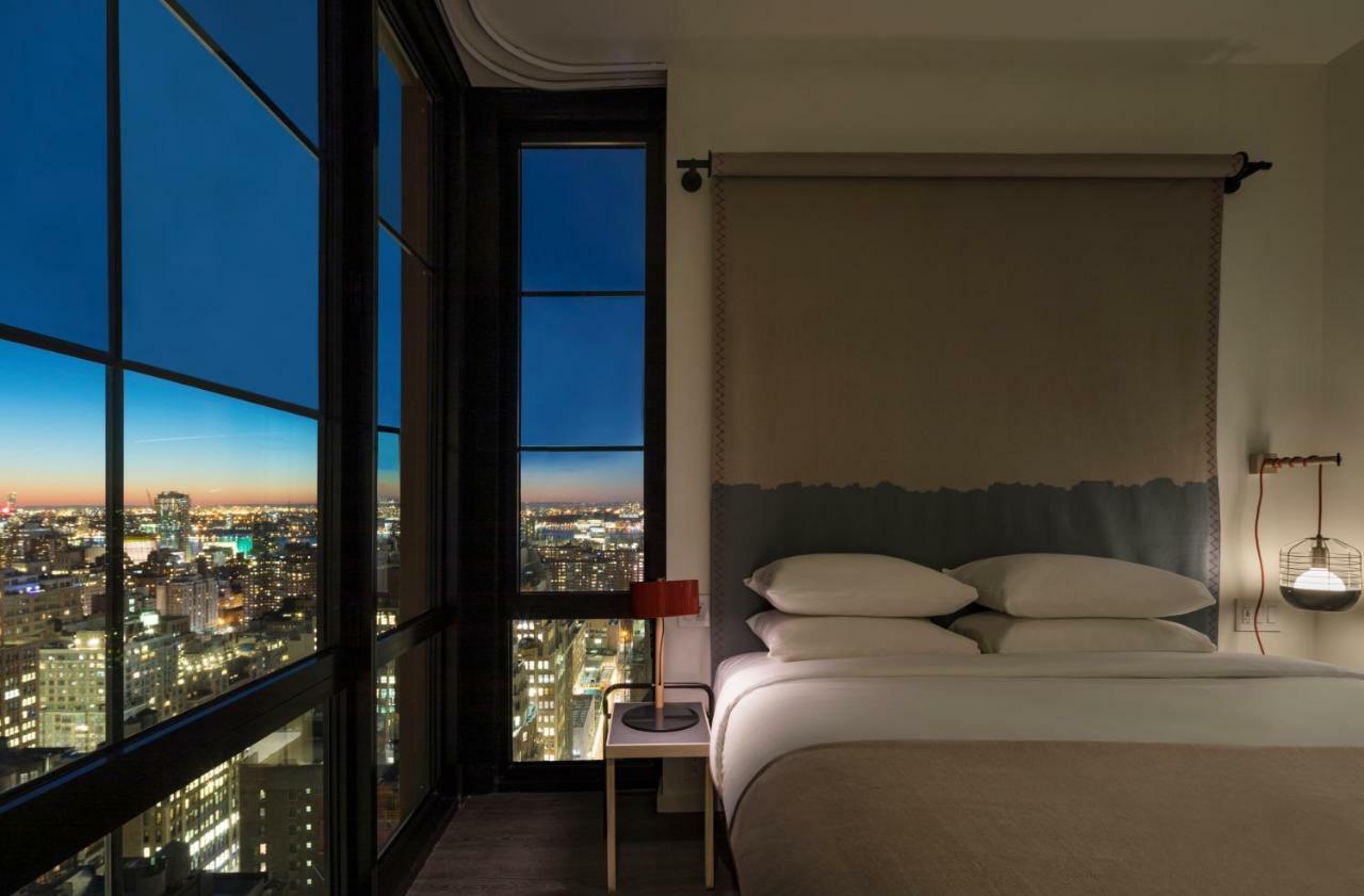Moxy Nyc Chelsea Hotel New York Ngoại thất bức ảnh